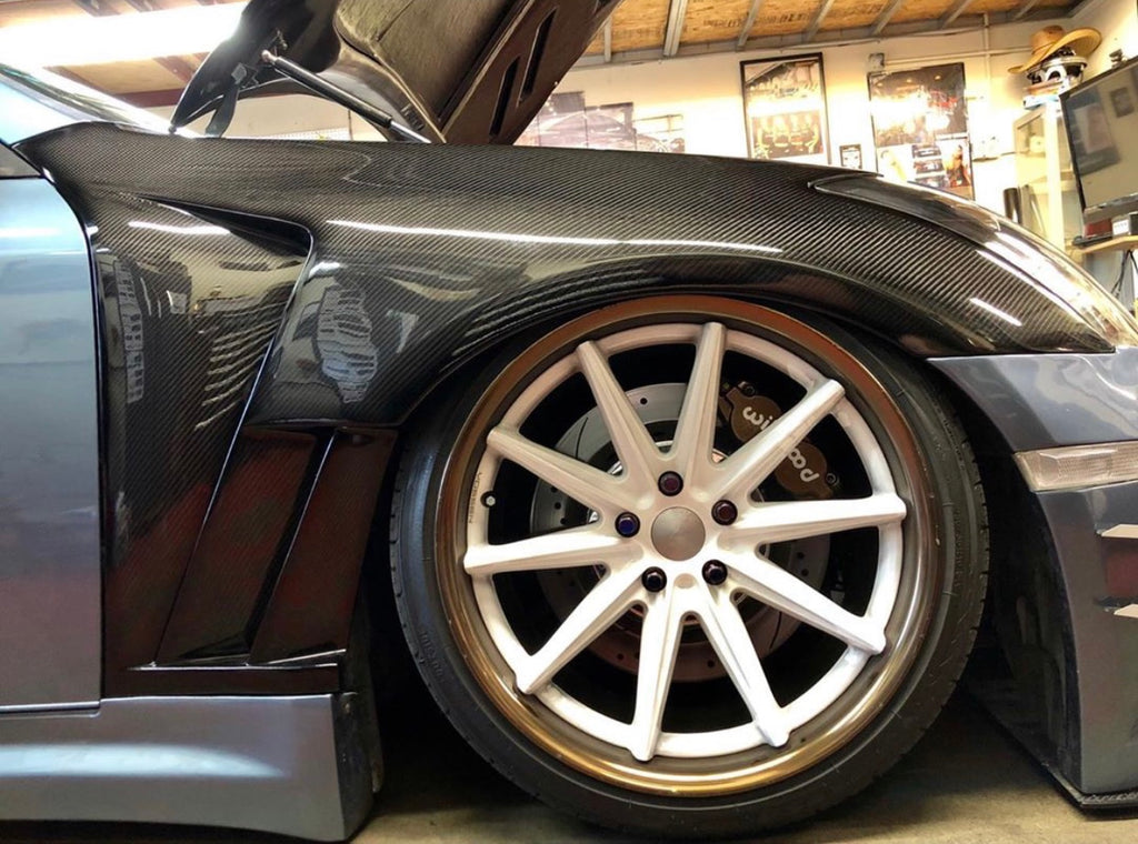 RS4 Vented Fenders