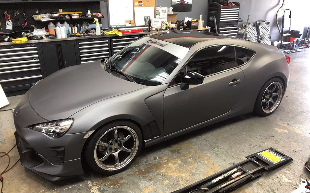 RS86 Vented Fenders