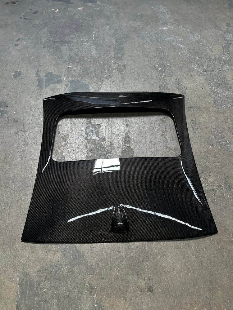 Infiniti G37 Coupe Carbon Fiber Roof Cap
