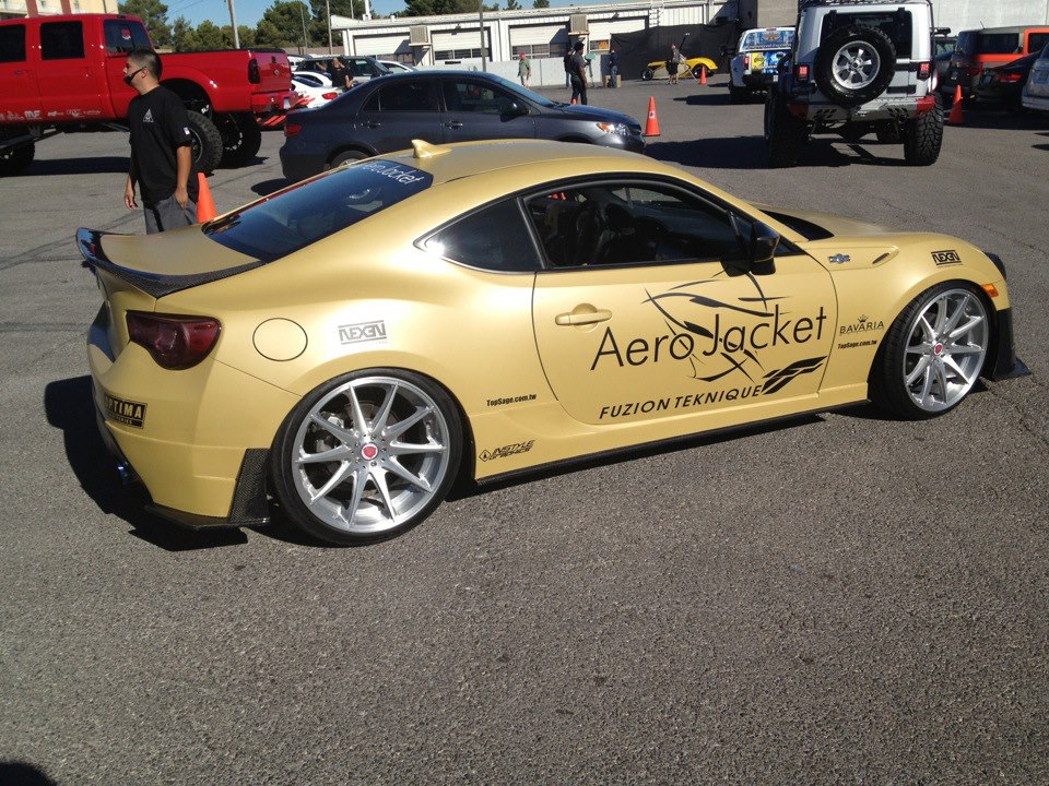 Aero Jacket Side Skirts