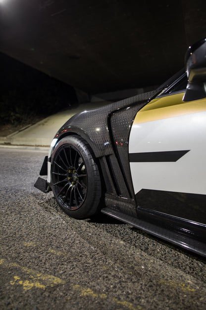 RS86 Vented Fenders