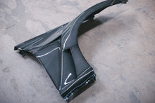 Load image into Gallery viewer, Spec-V Vented Fenders