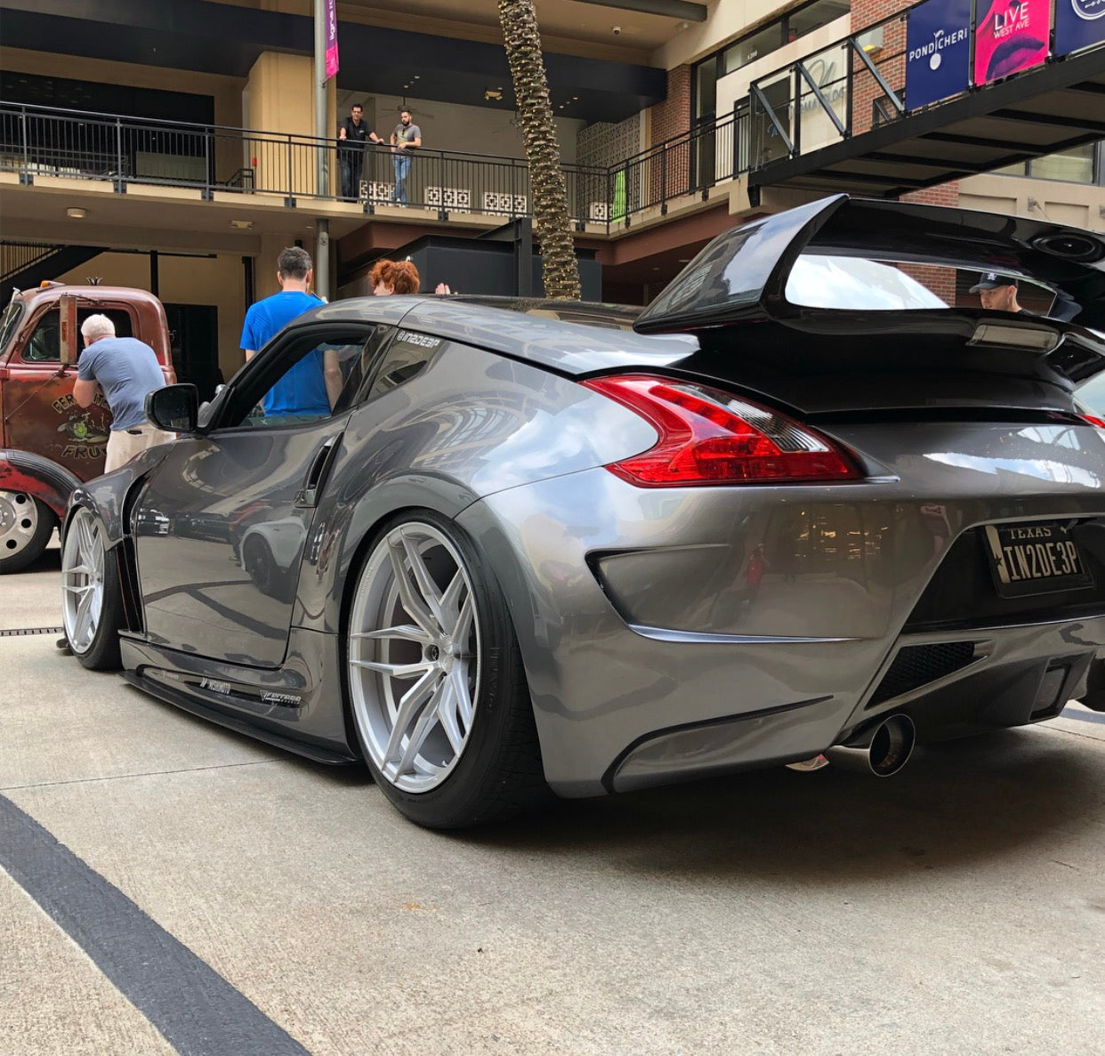 Side Skirt Splitters